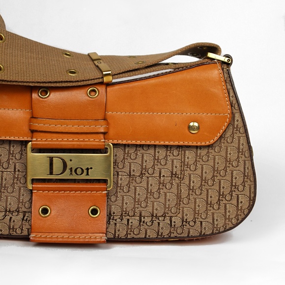 Dior Street Chic Columbus Shoulder Bag - Picture 5 of 14